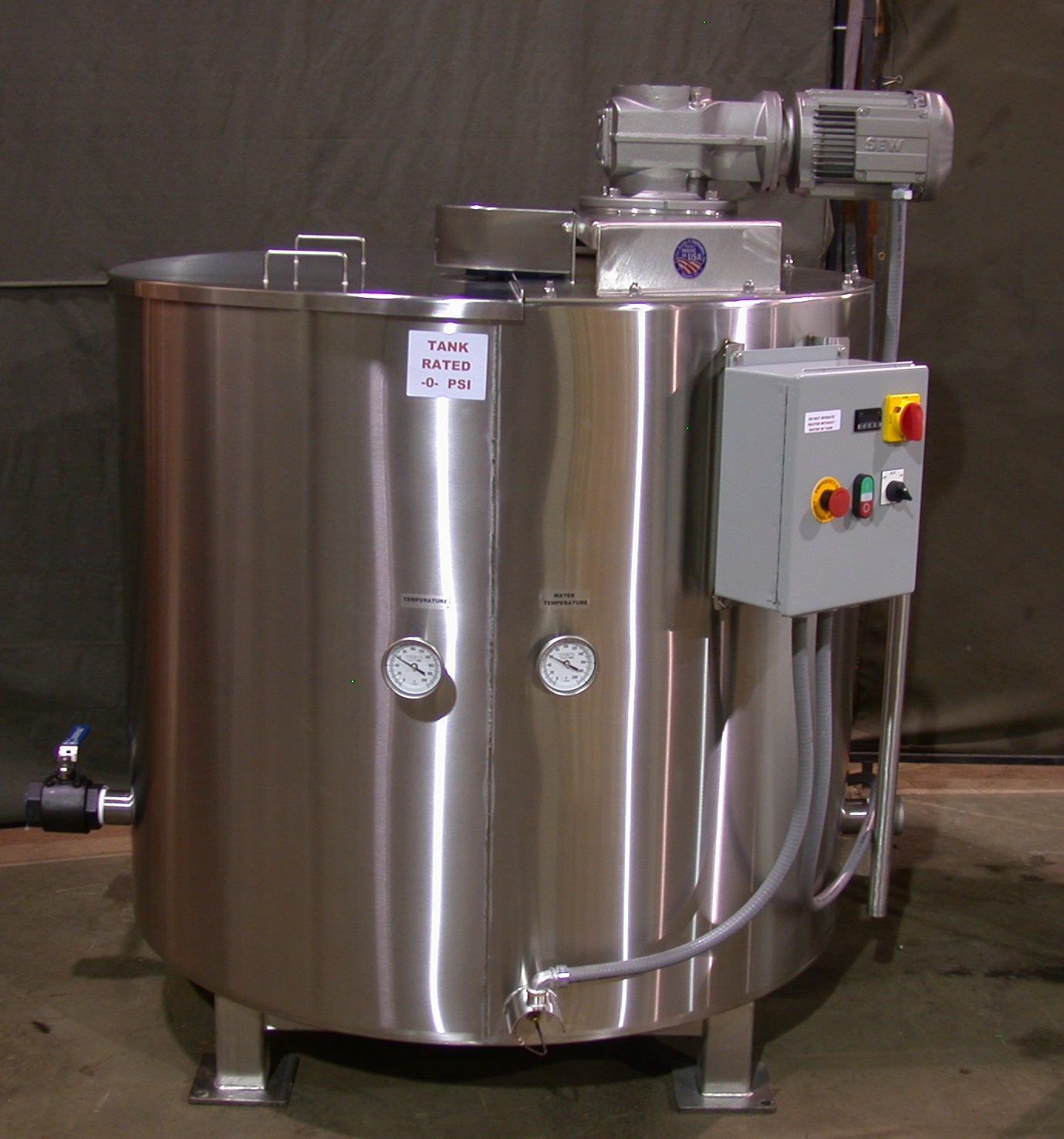 Melting Tanks Tinsley Design & Fabricating, LLC. For The Chocolate